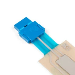 Amphenol FCI Clincher Connector (3 Position, Female) -Electronic Components Store 14196 Amphenol FCI Clincher Connector 3 Position Female 01